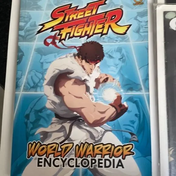Lot of 17 Streetfighter/Streetfighter II Turbo & encyclopedia book comics ALL NM - Picture 6 of 12